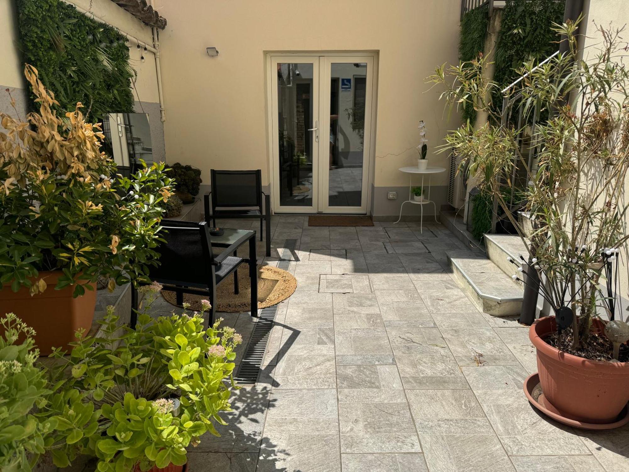 Maison Rebecca Carpi Exterior photo